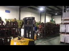 خط إنتاج مصنع إضاءة WEI لمصابيح الإضاءة الصناعية.