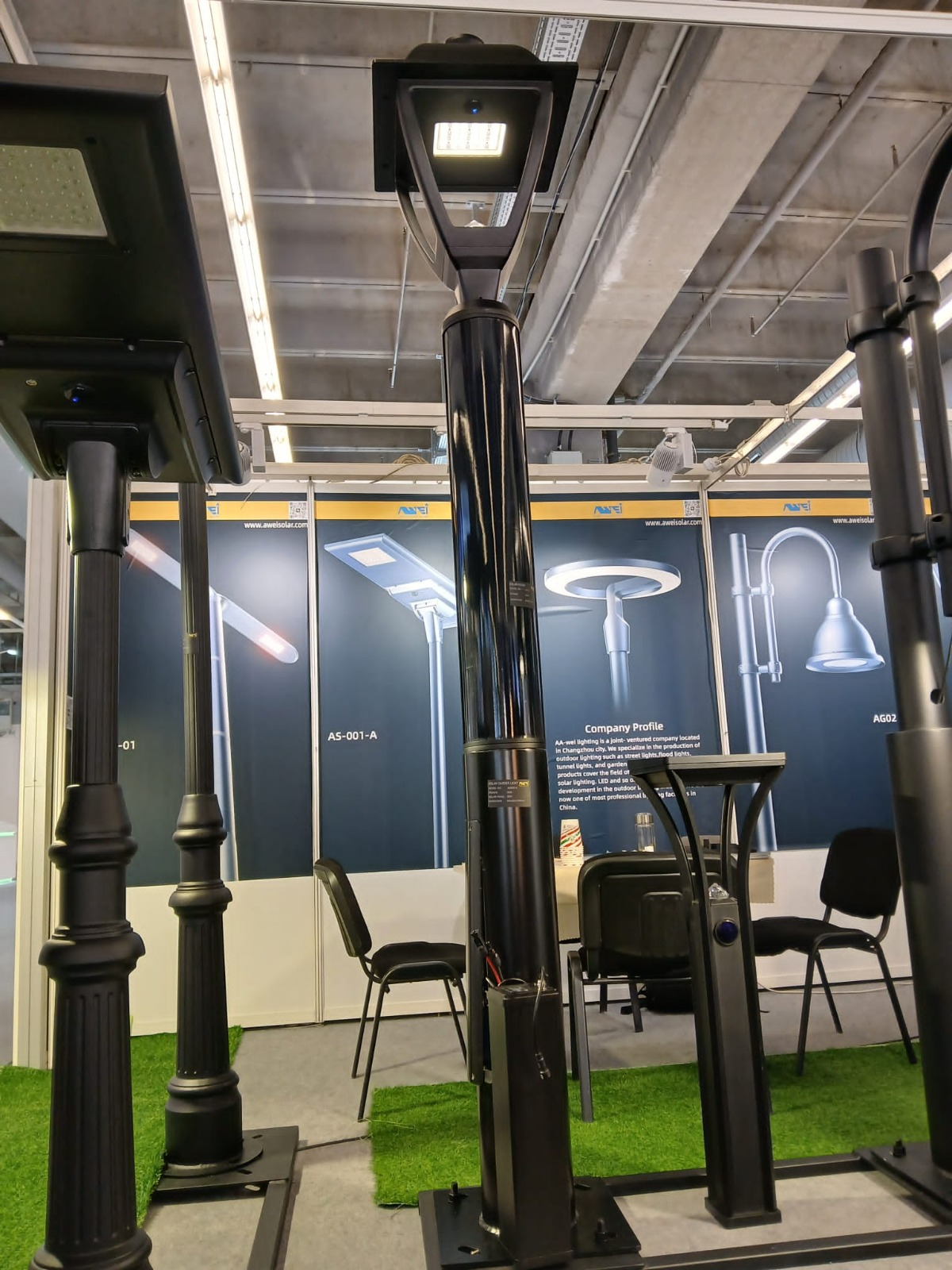 أحدث مدونات الشركة حول تم إطلاق وحدة شمسية أسطوانية من الزجاج