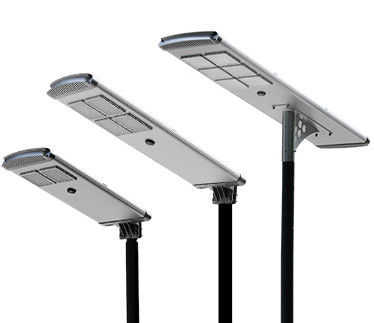 30W-120W صب الصب الصبيان الألومنيوم الشمسية الظلام إلى ضوء الشارع الفجر 170LM / W الكفاءة العالية IP65 للطرق والشوارع