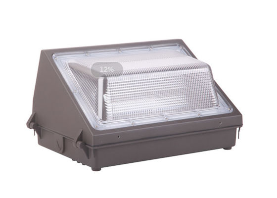 شراء 70W 90W 135W عالية الخروج البرونزية الداكنة الخارجية و DLC تصنيف مصابيح الحائط الخارجي LED online manufacture
