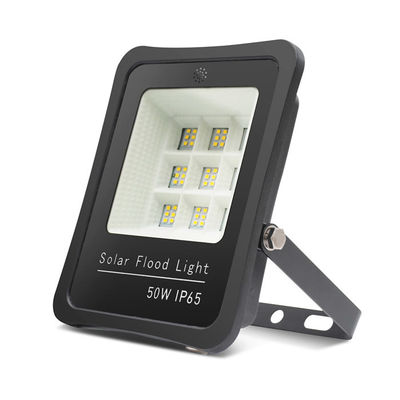 شراء 50W تعمل بالطاقة الشمسية IP65 2-3 أيام المطر مصابيح الفيضانات LED للمناطق السكنية أو التجارية أو الصناعية online manufacture