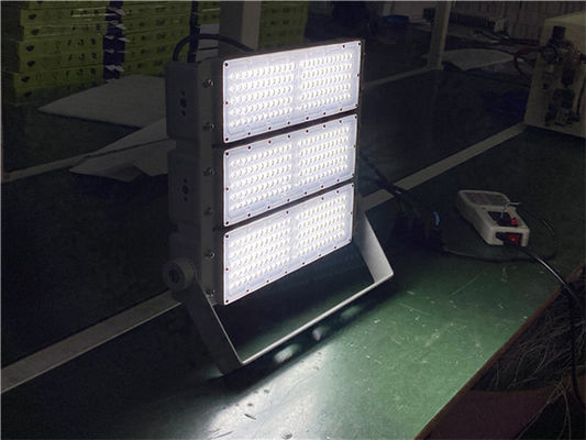 إضاءة LED عالية الصاري أبيض دافئ IP65 200 واط أضواء كاشفة LED خارجية تستخدم للمناطق الصناعية